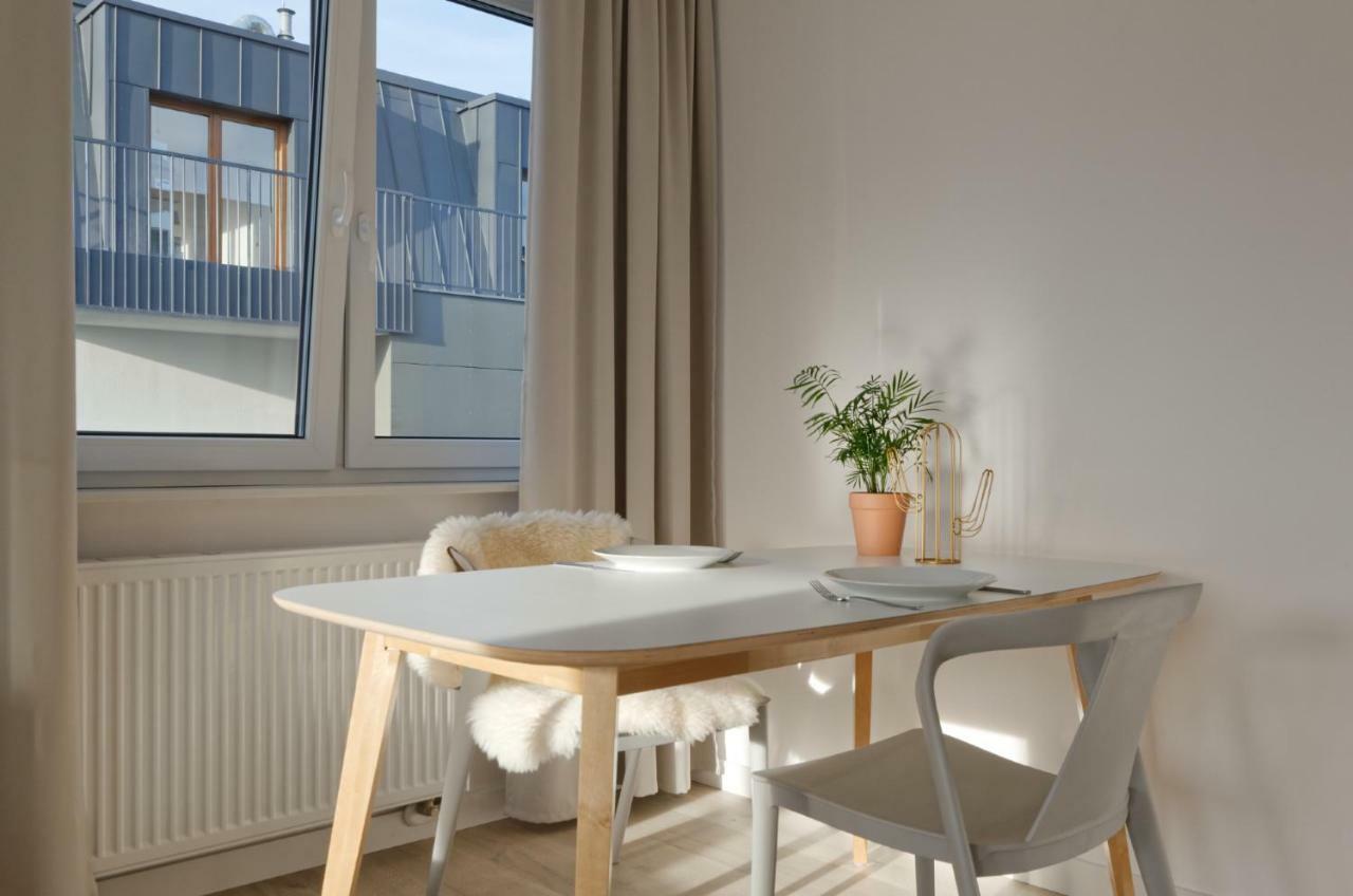 Apple Green Apartments Poznan Exterior photo